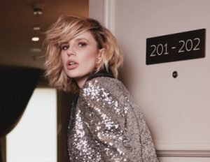 fashion designer template blog featured img 3 300x232.jpg